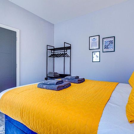 Spacious And Modern 1 Bed 1 Bath Apartment In The Heart Of 伊斯特布恩 外观 照片