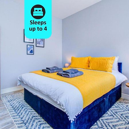 Spacious And Modern 1 Bed 1 Bath Apartment In The Heart Of 伊斯特布恩 外观 照片