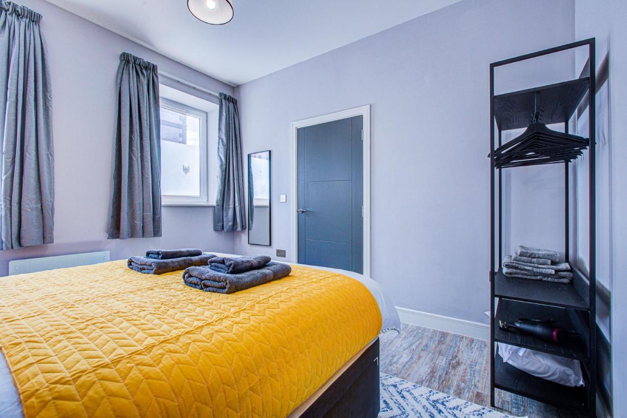 Spacious And Modern 1 Bed 1 Bath Apartment In The Heart Of 伊斯特布恩 外观 照片